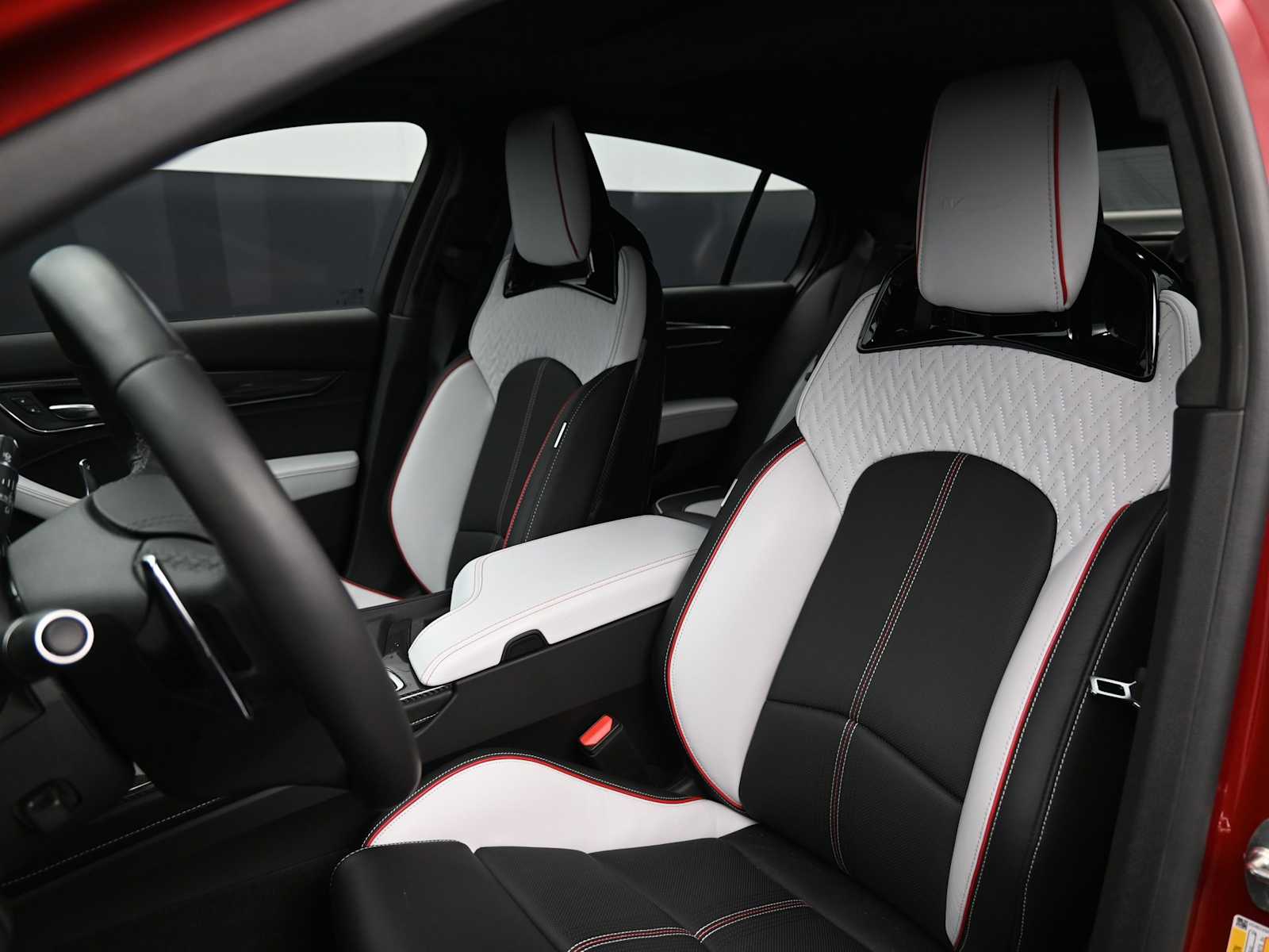 Thumbnail: 2025 Cadillac CT5 - 5