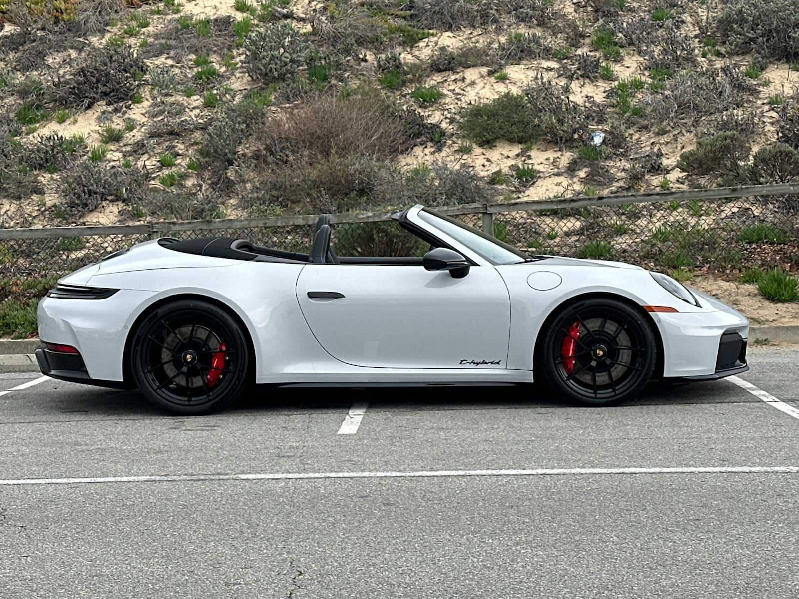 Thumbnail: 2026 Porsche 911 - 9