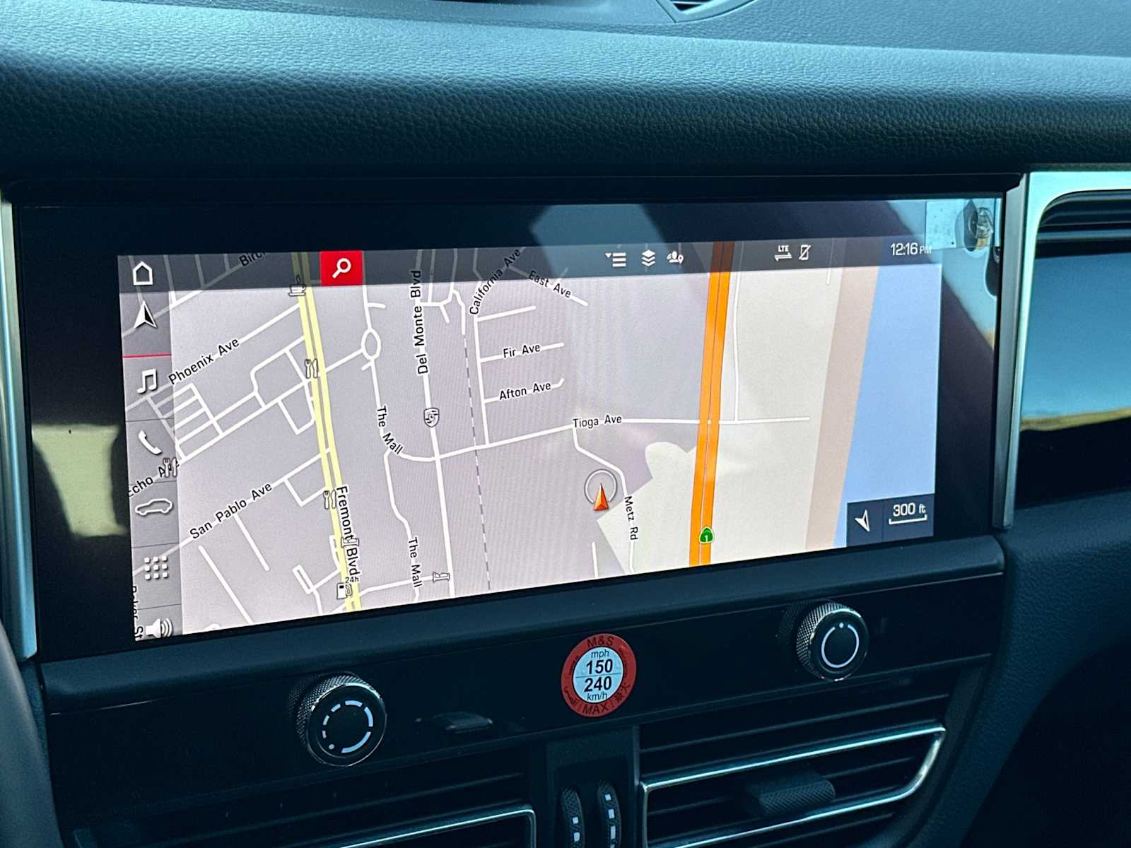 Thumbnail: 2024 Porsche Macan - 20