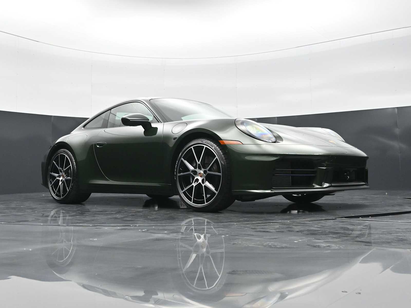 Thumbnail: 2026 Porsche 911 - 41