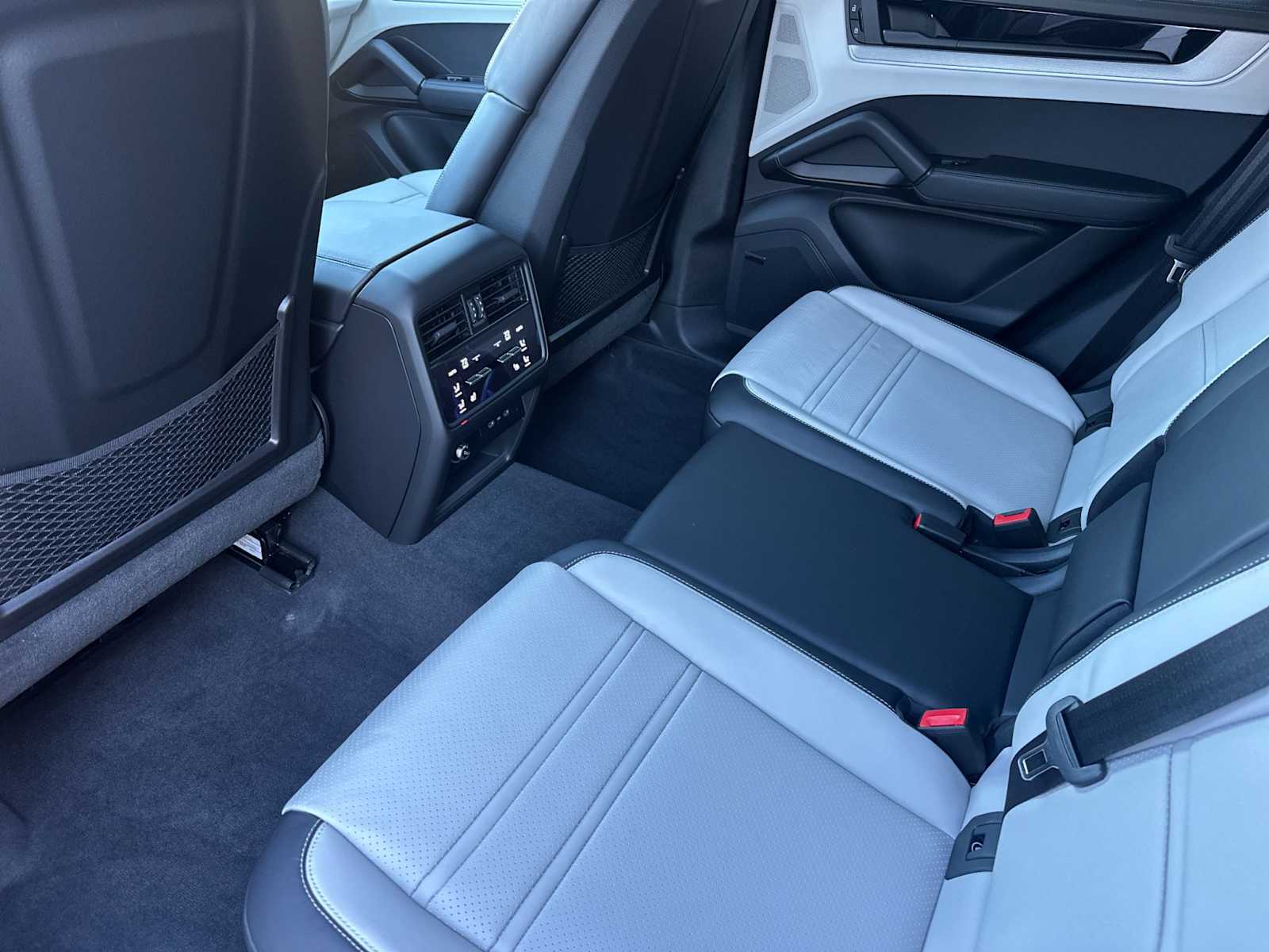 Thumbnail: 2026 Porsche  - 14