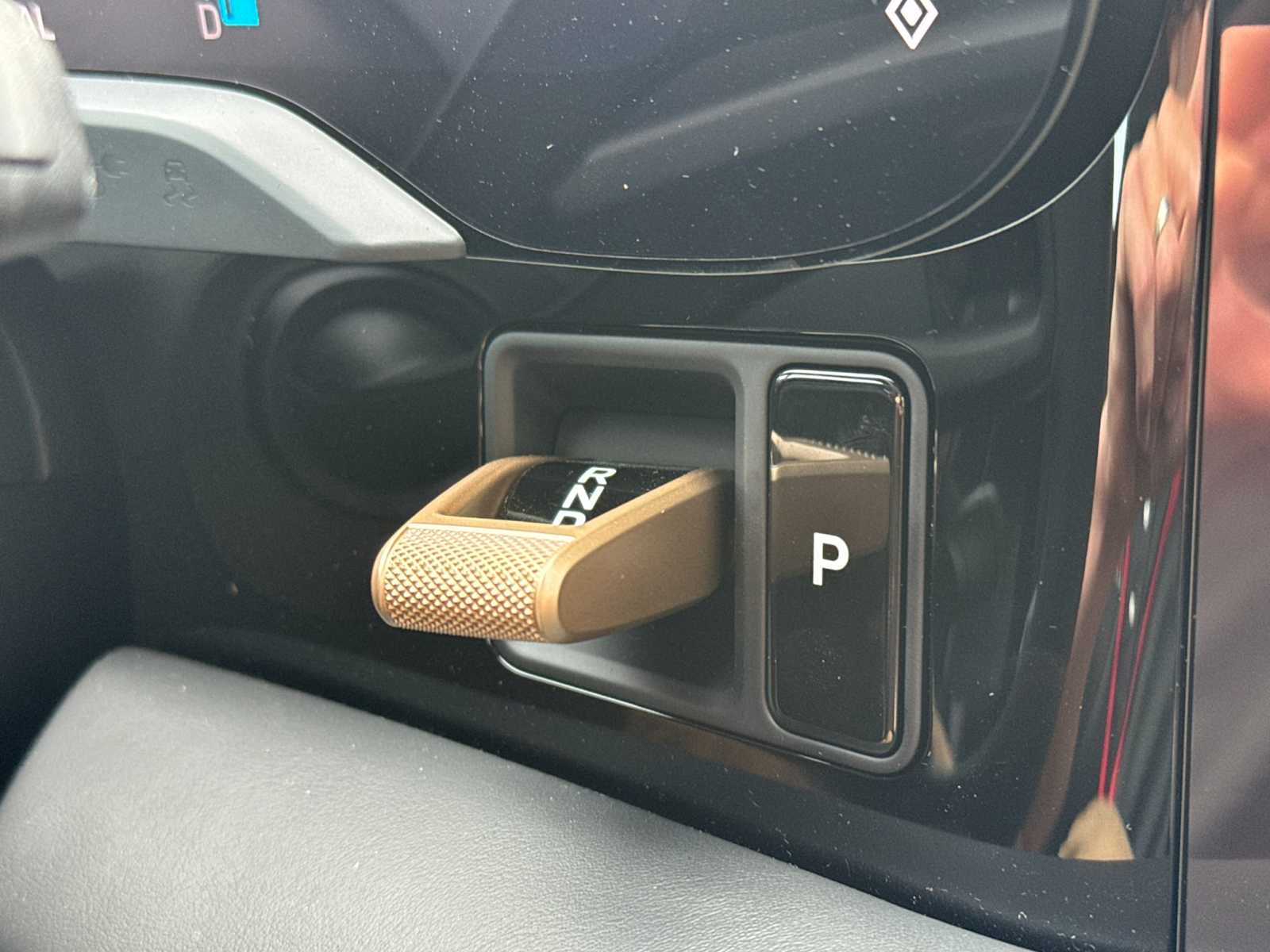 Thumbnail: 2025 Porsche Taycan - 22