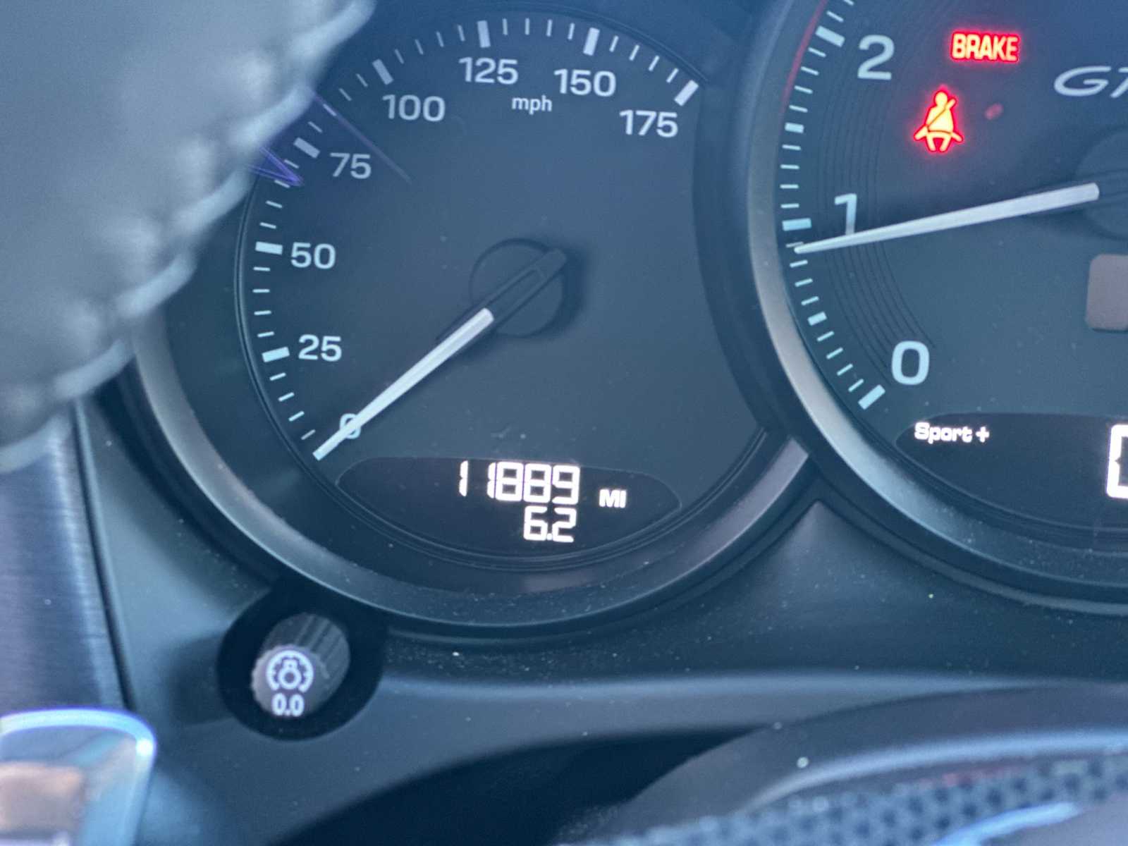 Thumbnail: 2025 Porsche Macan - 27