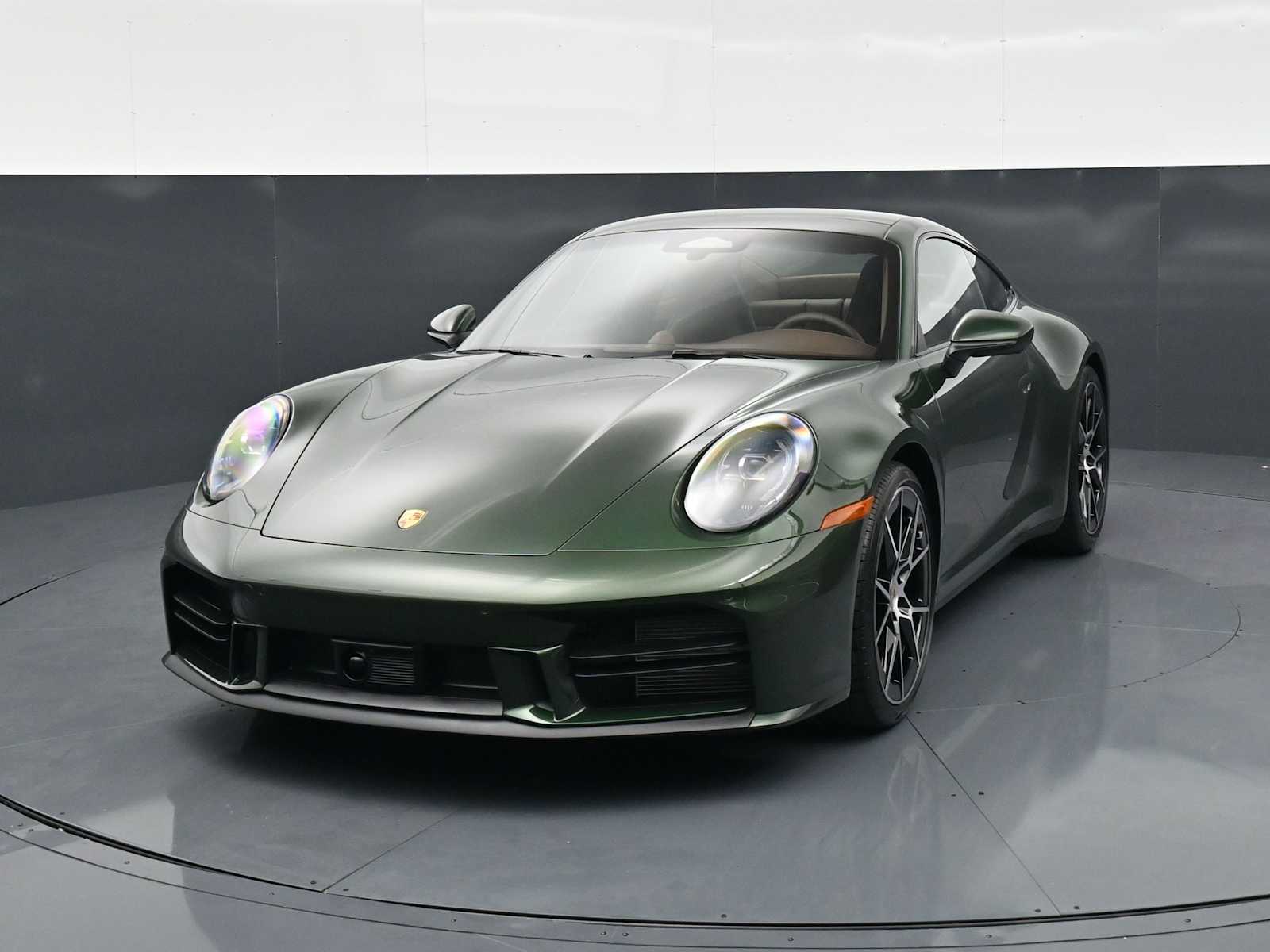 Thumbnail: 2026 Porsche 911 - 26