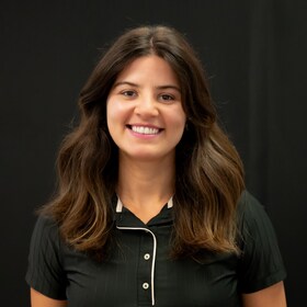 Staff member Bruna Ferreira de Paula from ID_96c95e1d5c8e