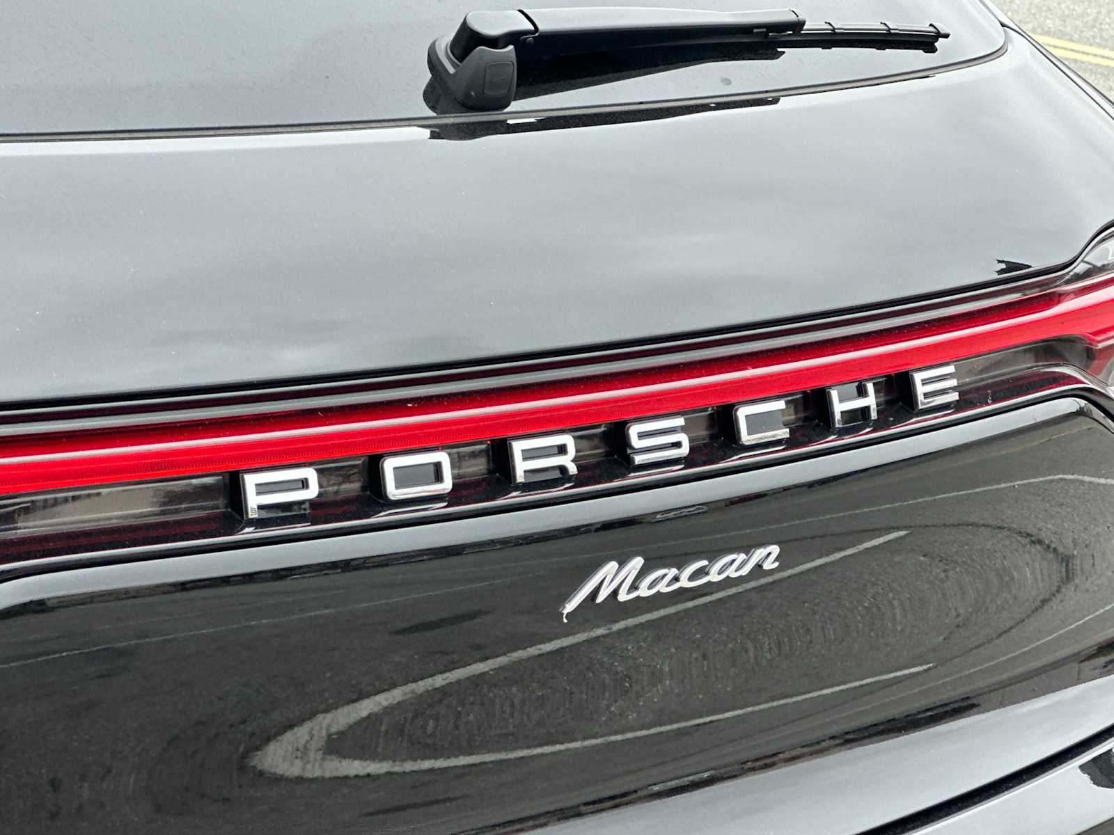 Thumbnail: 2025 Porsche Macan - 24