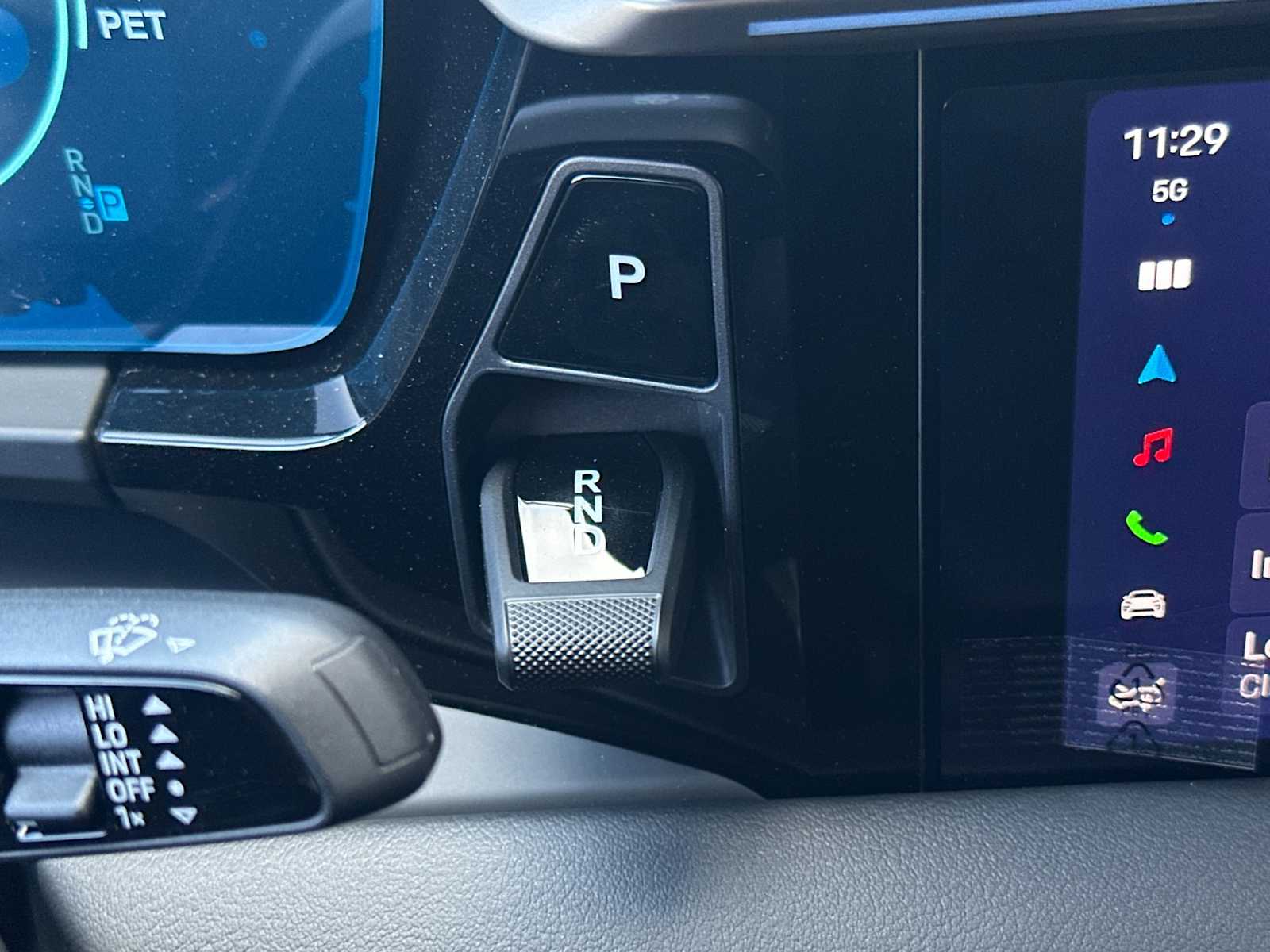 Thumbnail: 2025 Porsche Macan - 23