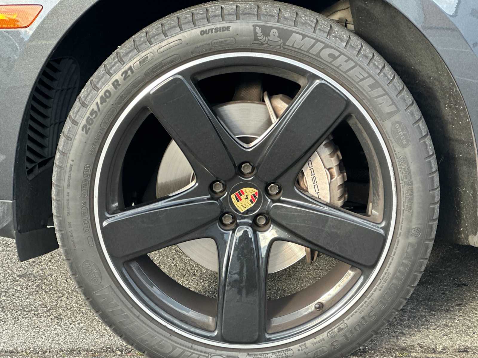 Thumbnail: 2018 Porsche Macan - 27