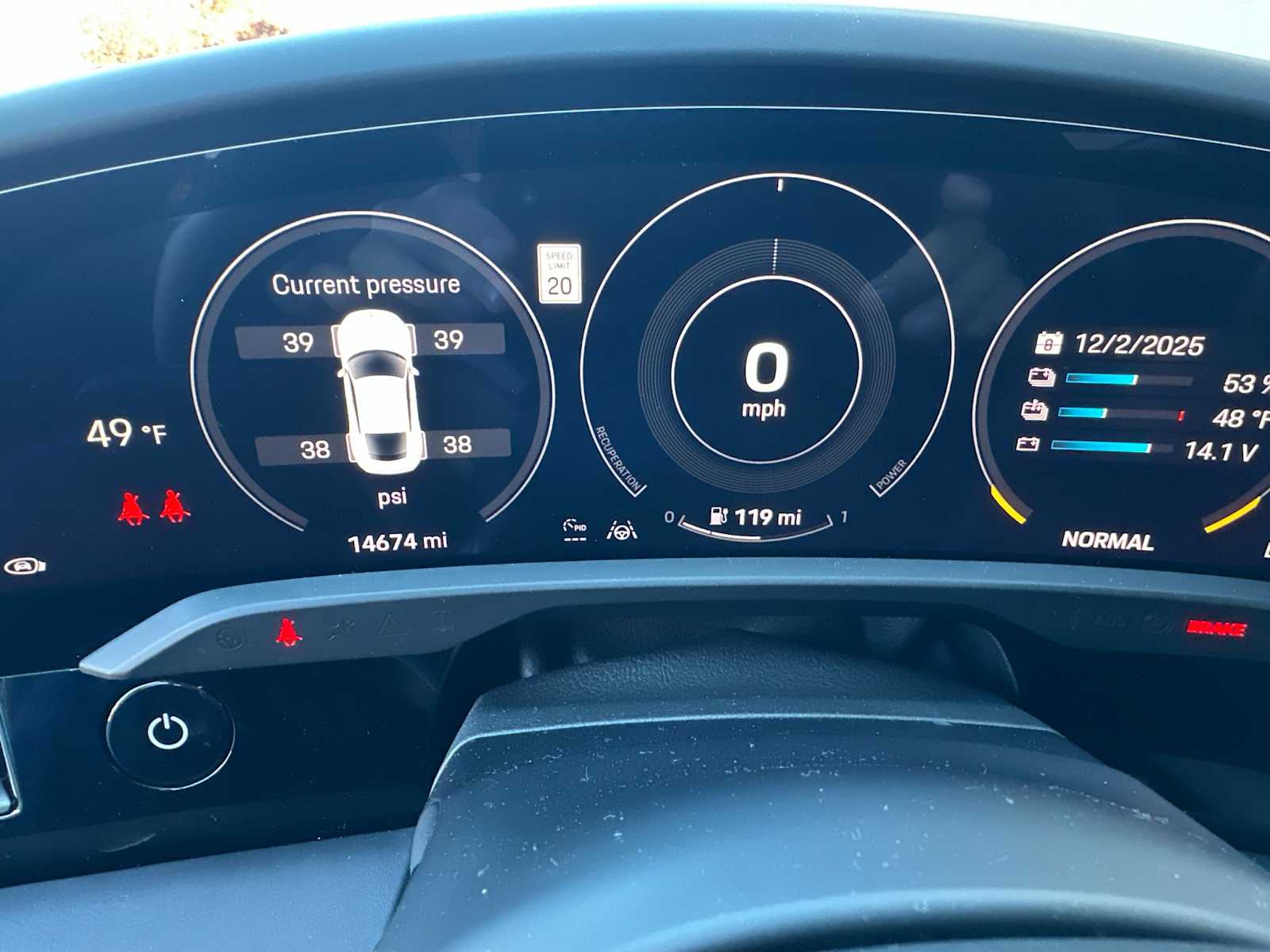 Thumbnail: 2024 Porsche Taycan - 25