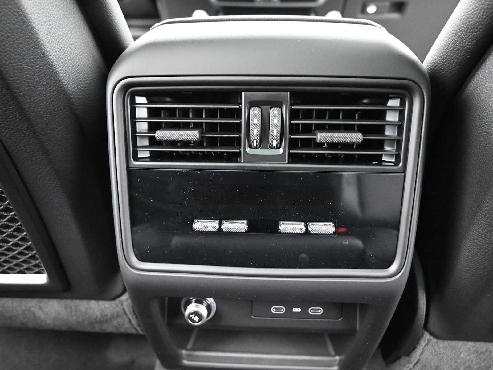 Thumbnail: 2026 Porsche Cayenne - 21