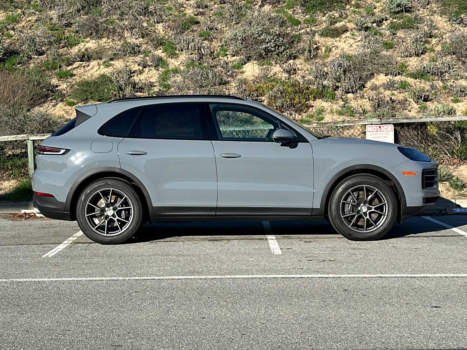 Thumbnail: 2026 Porsche Cayenne - 9