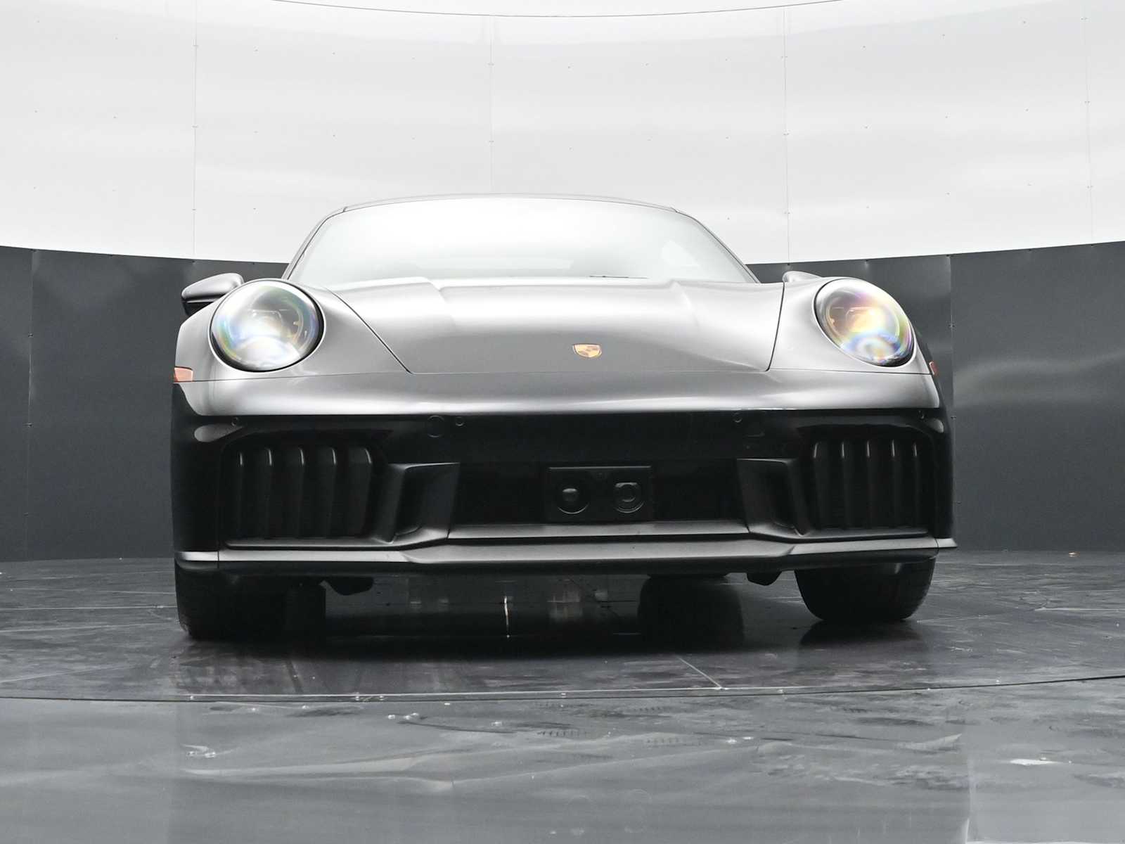 Thumbnail: 2026 Porsche 911 - 43
