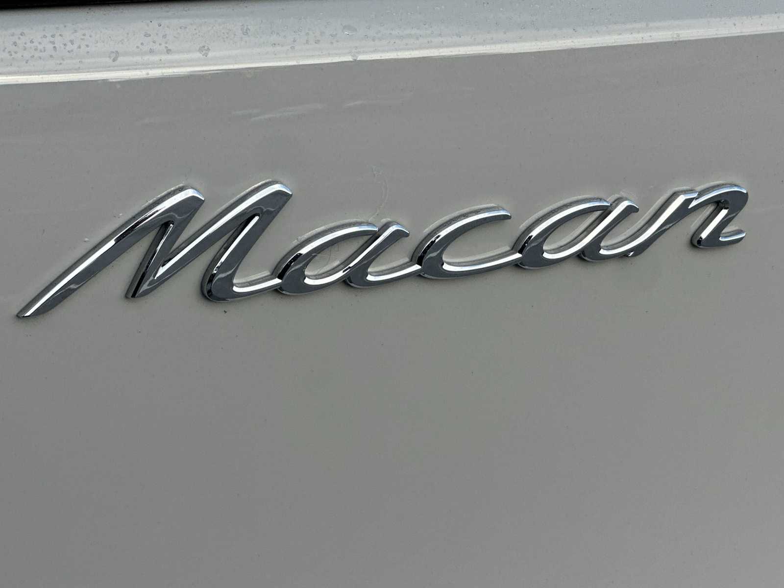 Thumbnail: 2026 Porsche Macan - 29