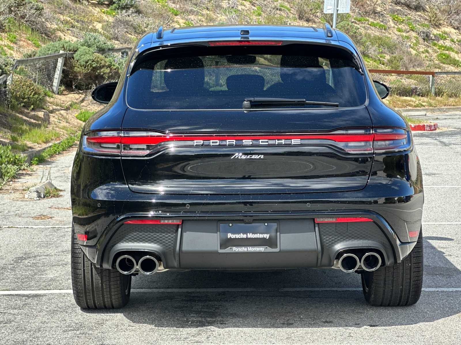 Thumbnail: 2025 Porsche Macan - 8