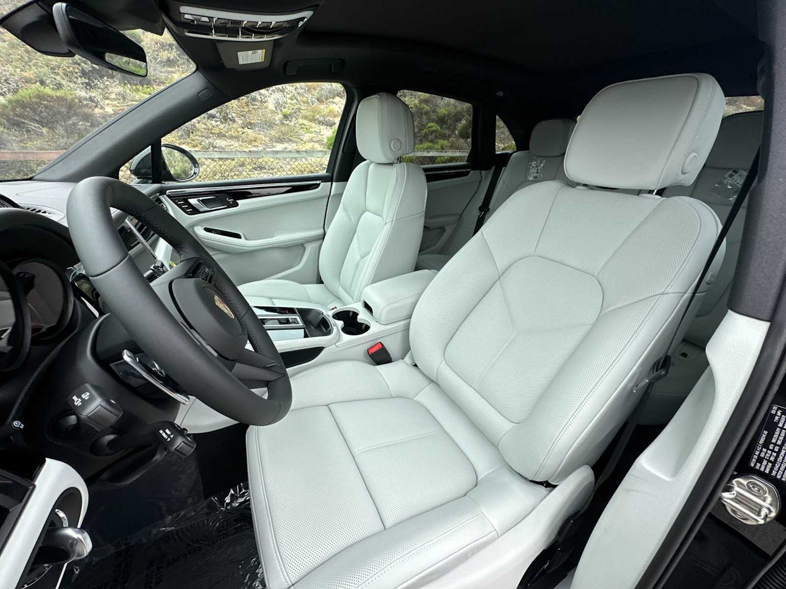 Thumbnail: 2025 Porsche Macan - 5