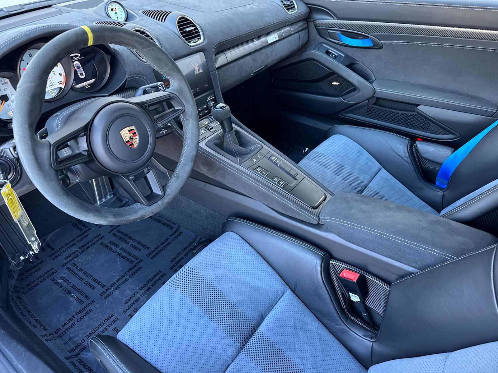 2025 Porsche Cayman GT4 RS photo 4