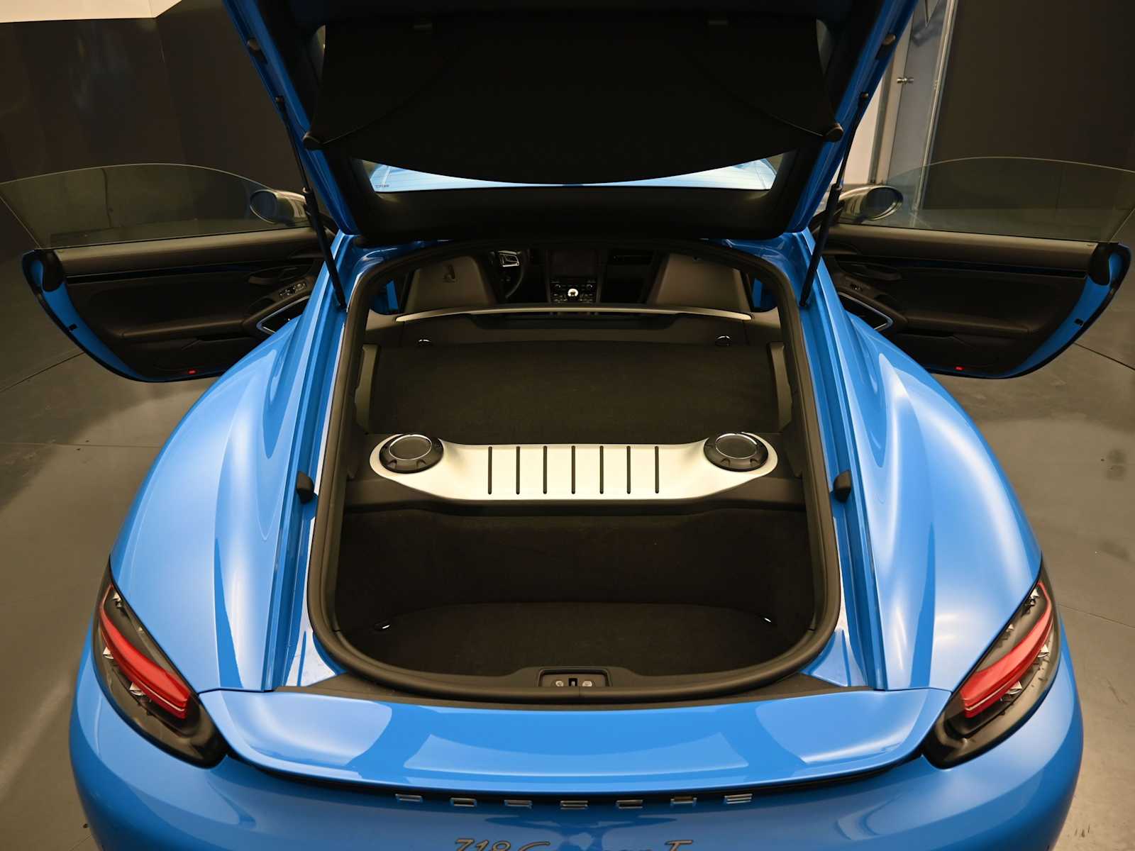 Thumbnail: 2022 Porsche 718 Cayman - 19