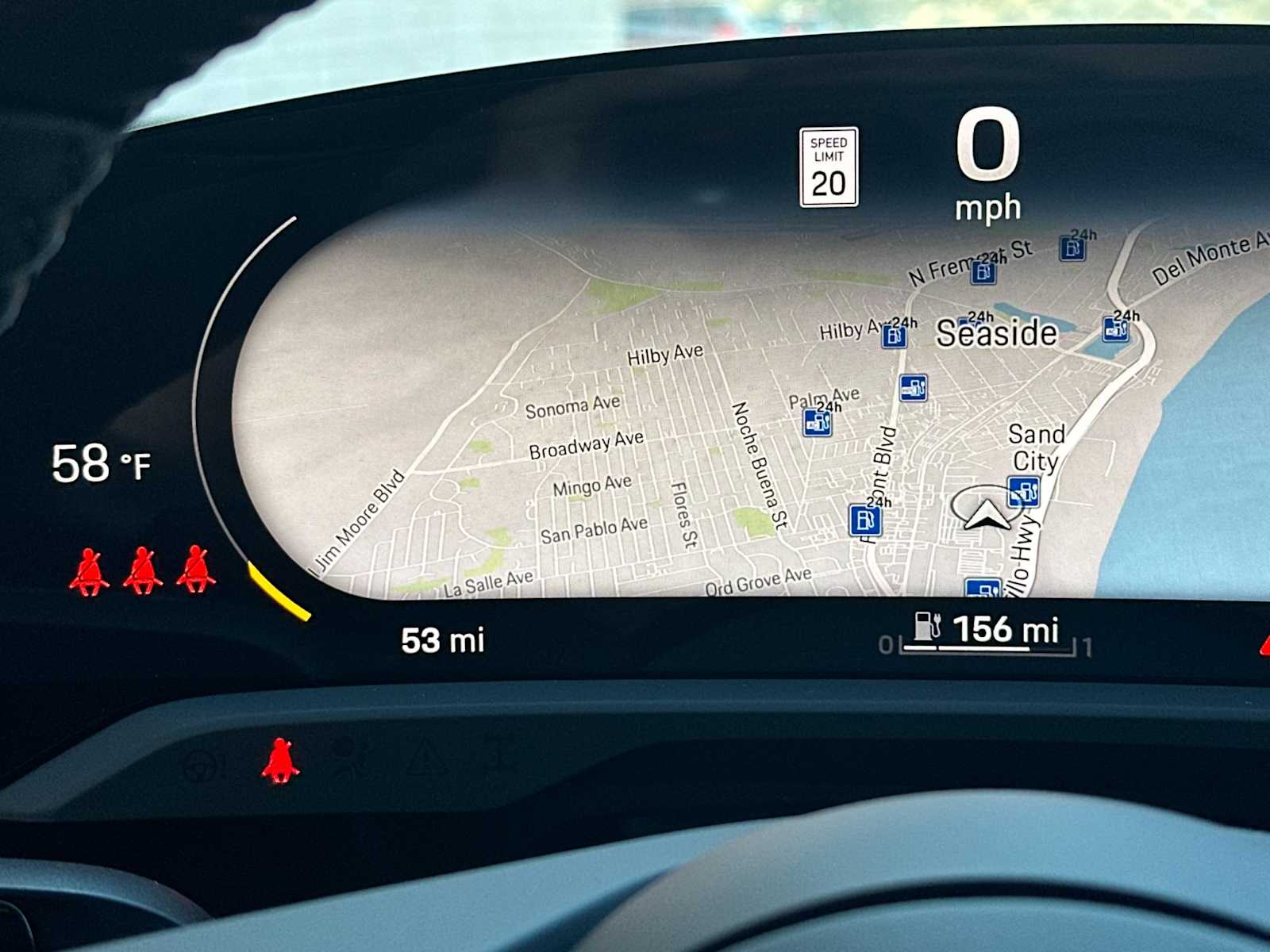 Thumbnail: 2024 Porsche Taycan - 25