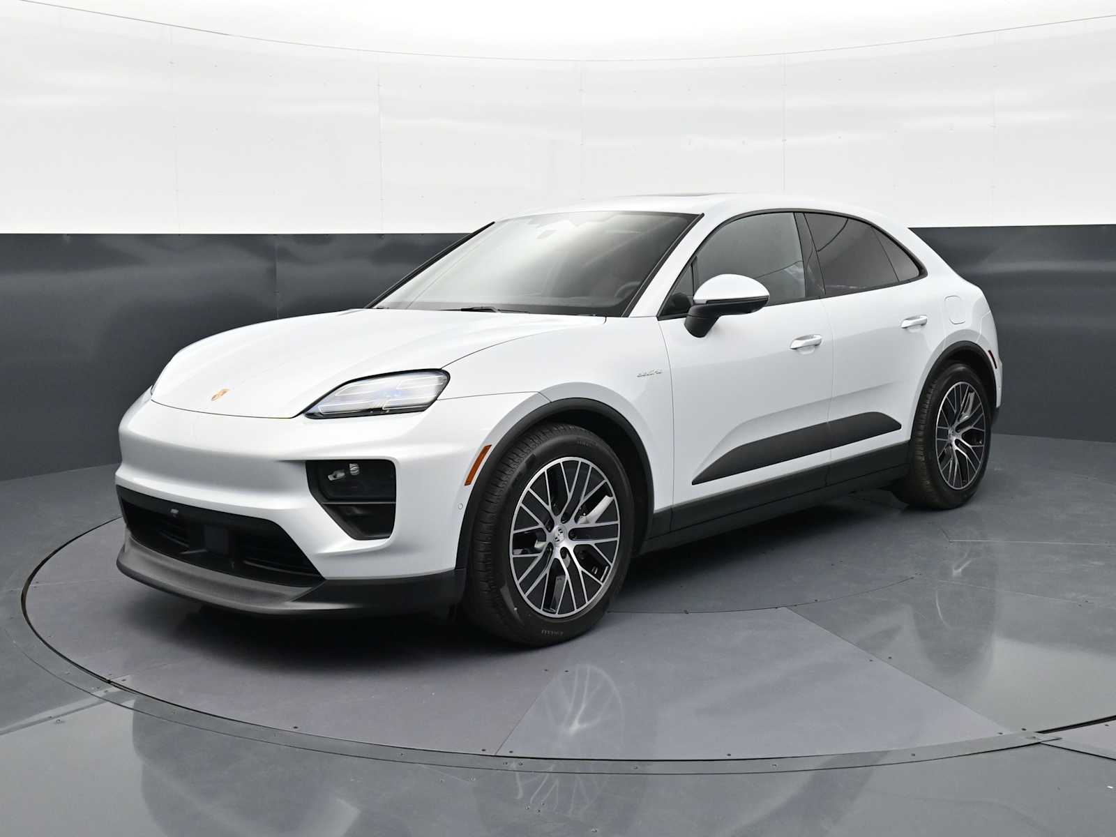 2026 Porsche Macan T -
                  Seaside, CA