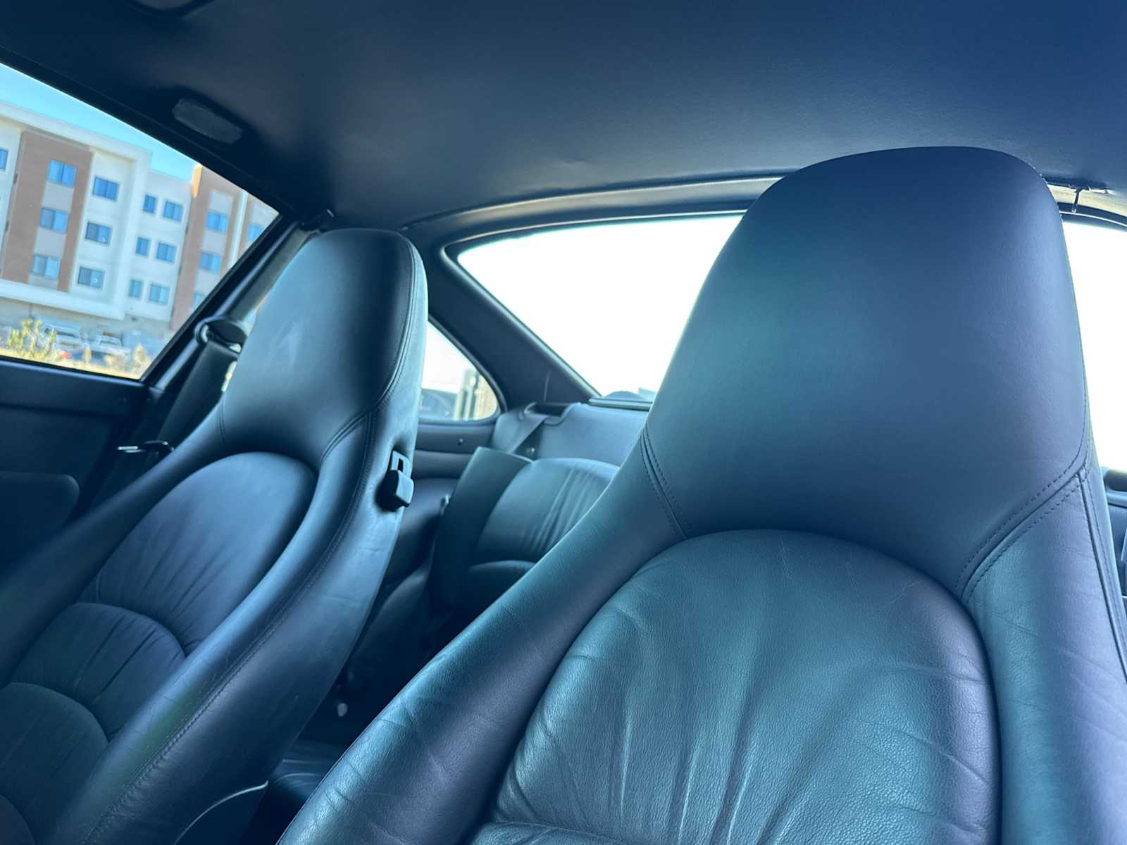 Thumbnail: 1998 Porsche 911 - 5