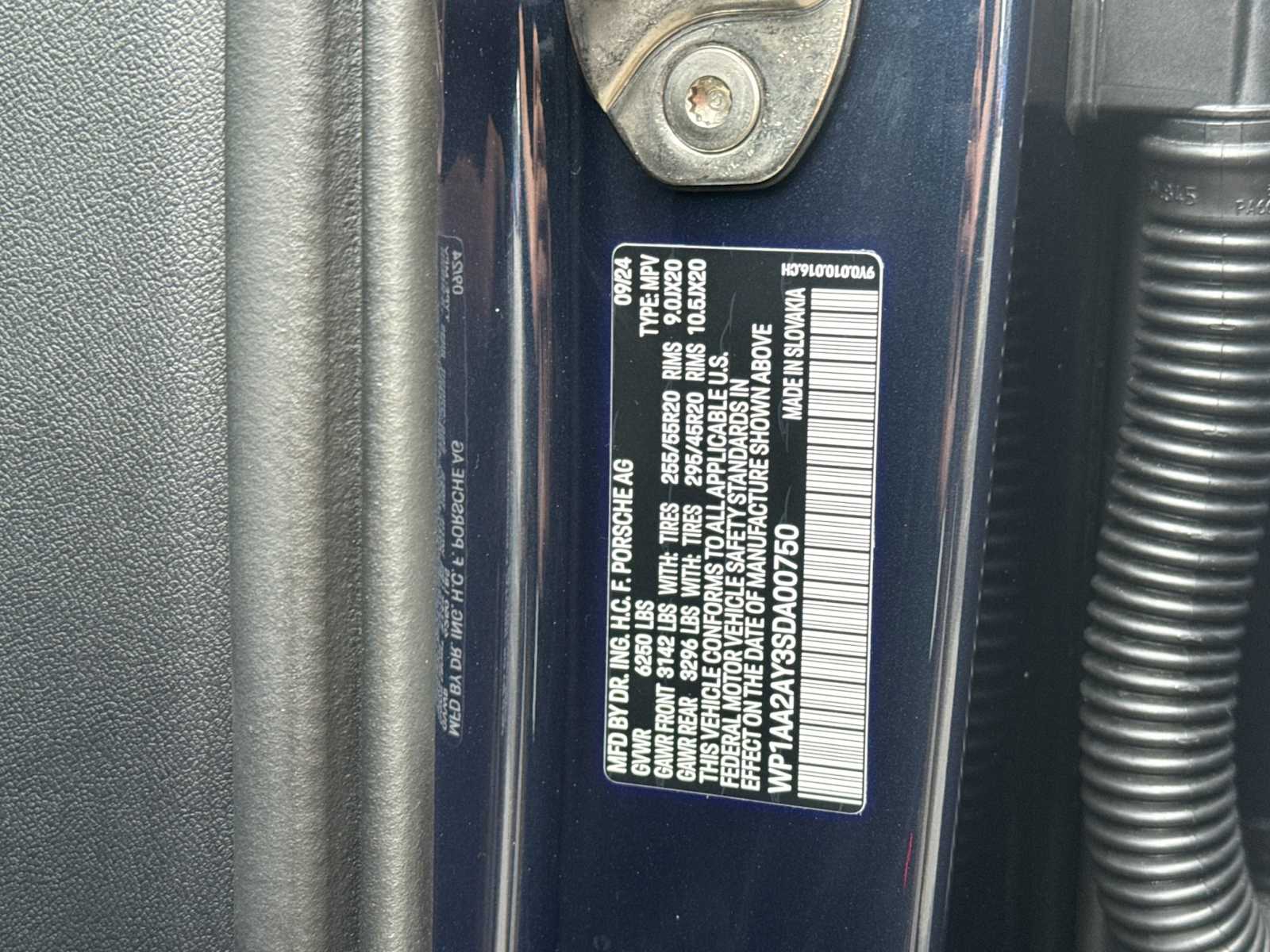 Thumbnail: 2025 Porsche Cayenne - 31