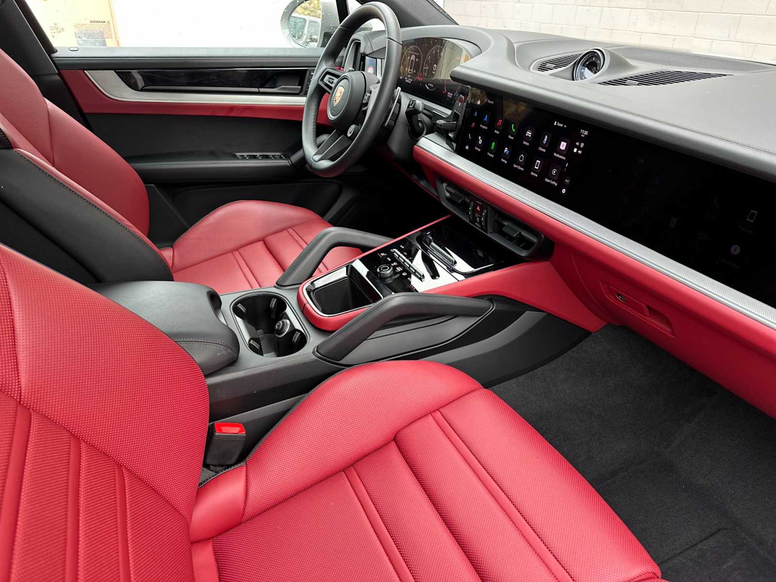 Thumbnail: 2025 Porsche  - 16