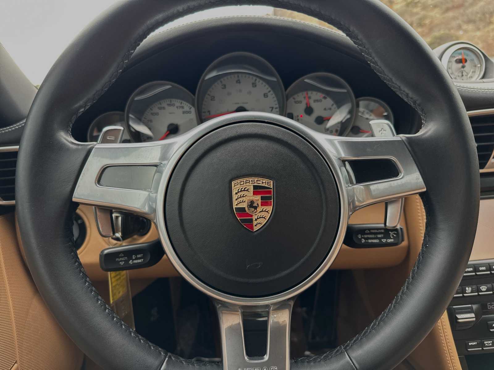 Thumbnail: 2012 Porsche 911 - 20