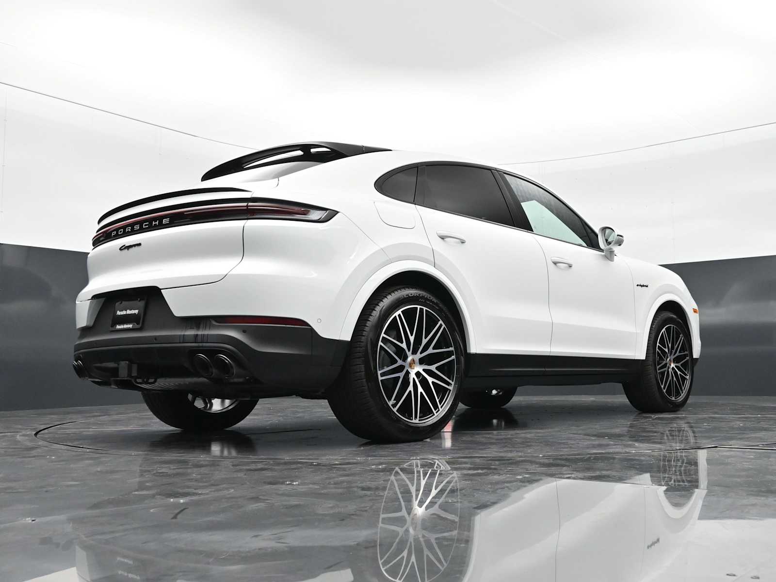 Thumbnail: 2025 Porsche  - 48