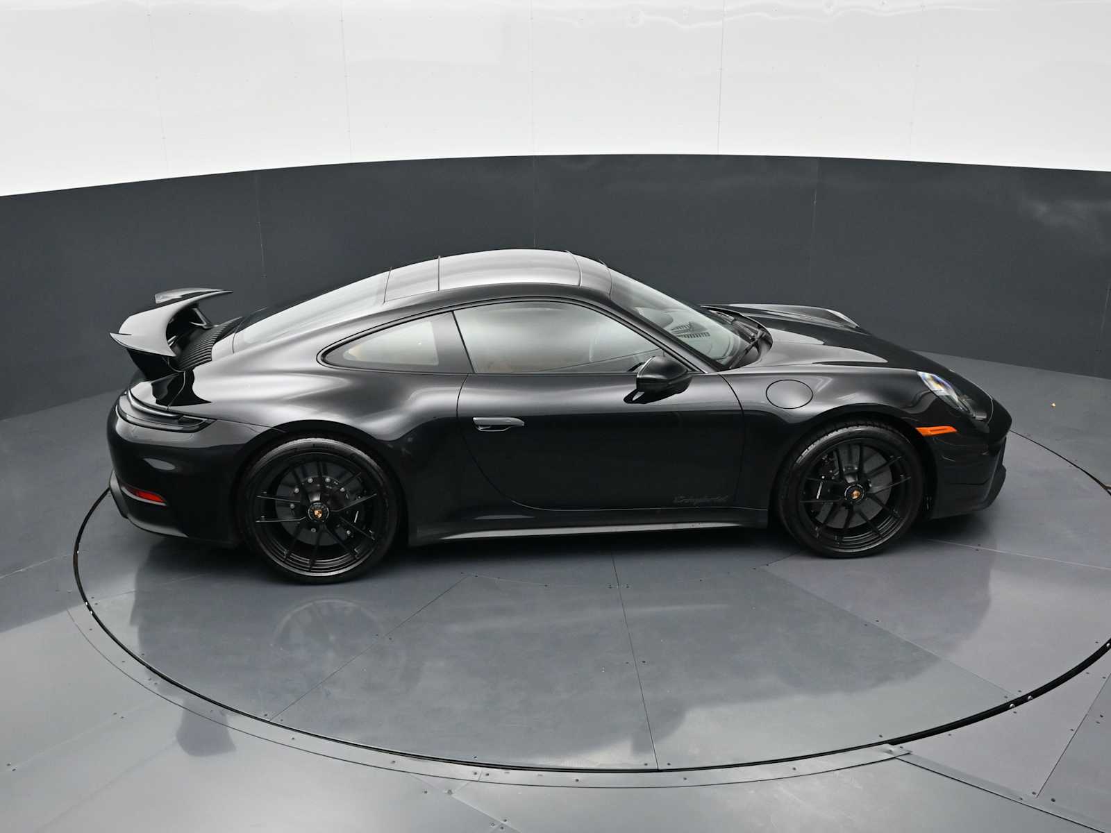 Thumbnail: 2026 Porsche 911 - 33