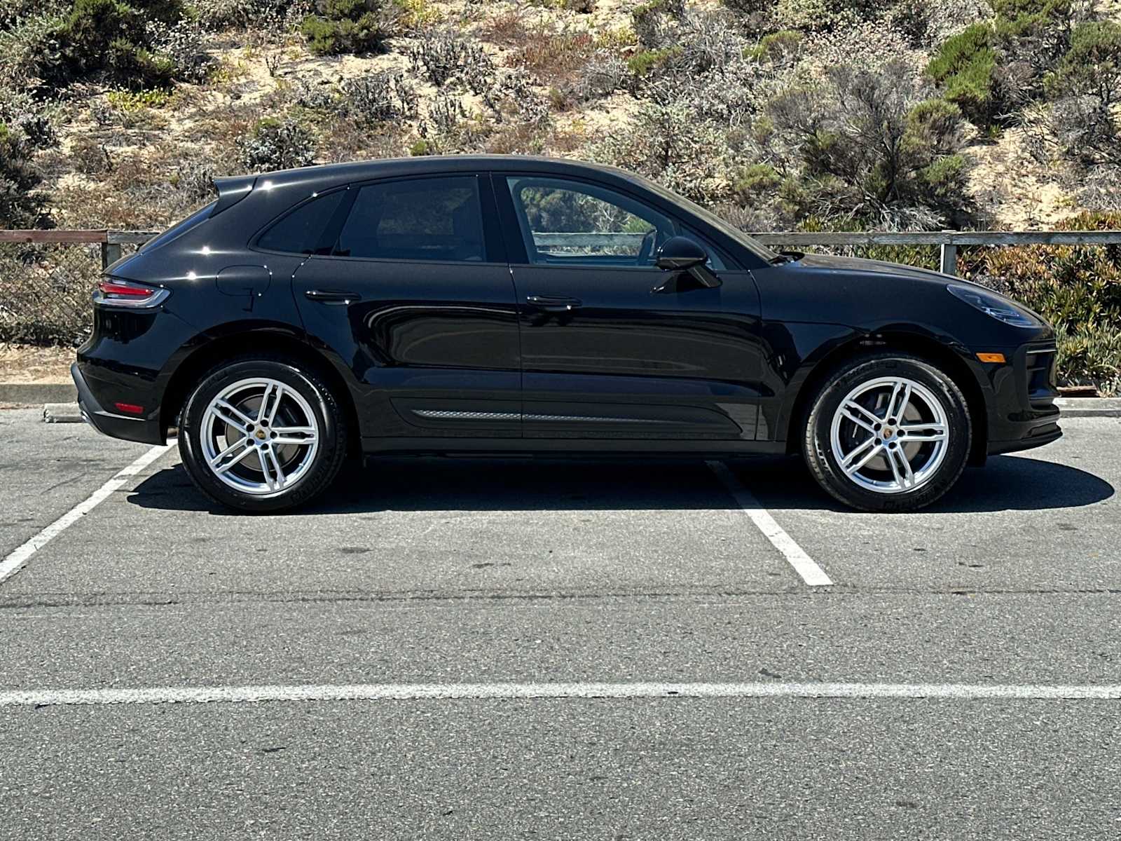 Thumbnail: 2025 Porsche Macan - 9