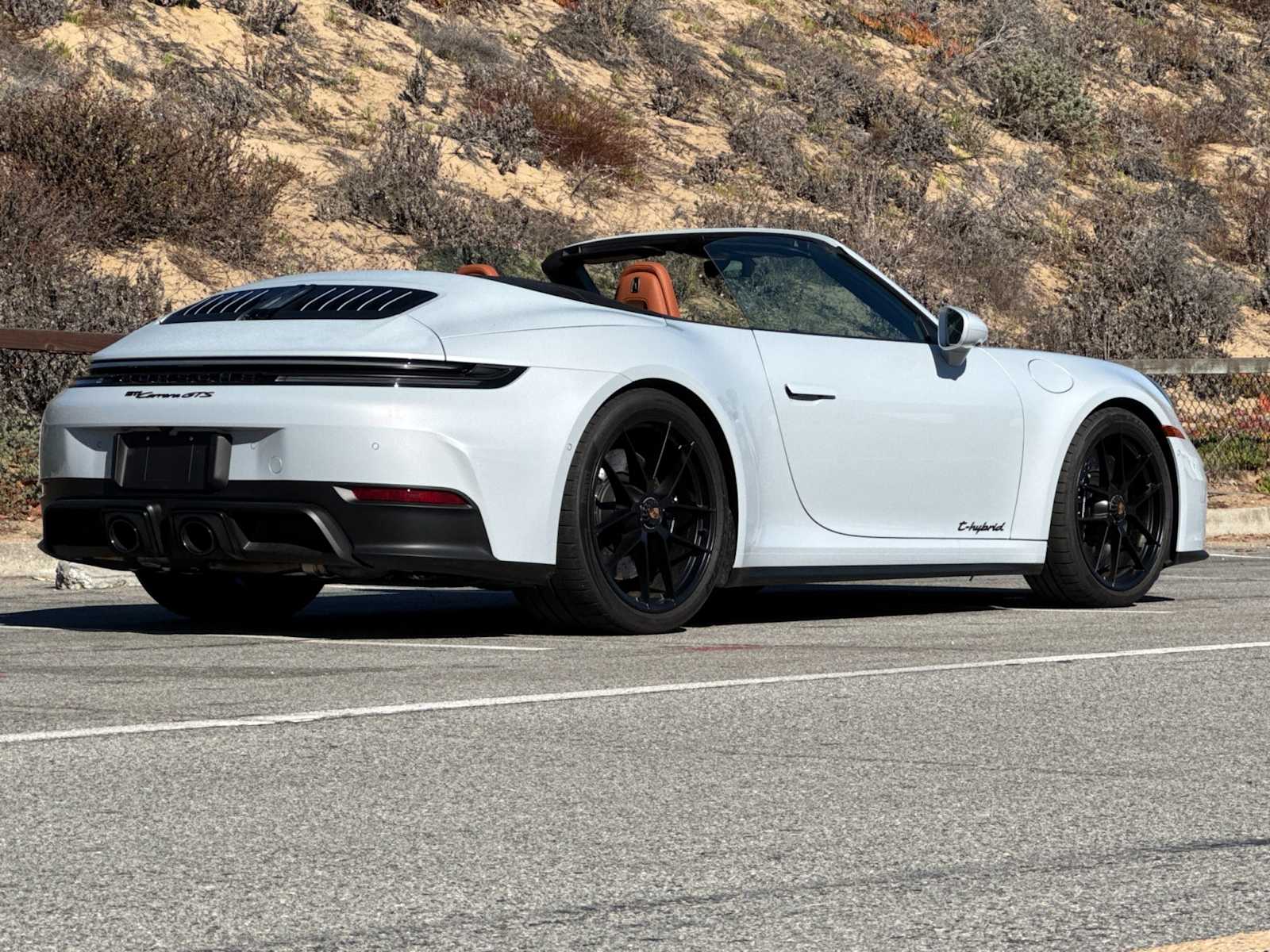Thumbnail: 2025 Porsche 911 - 7