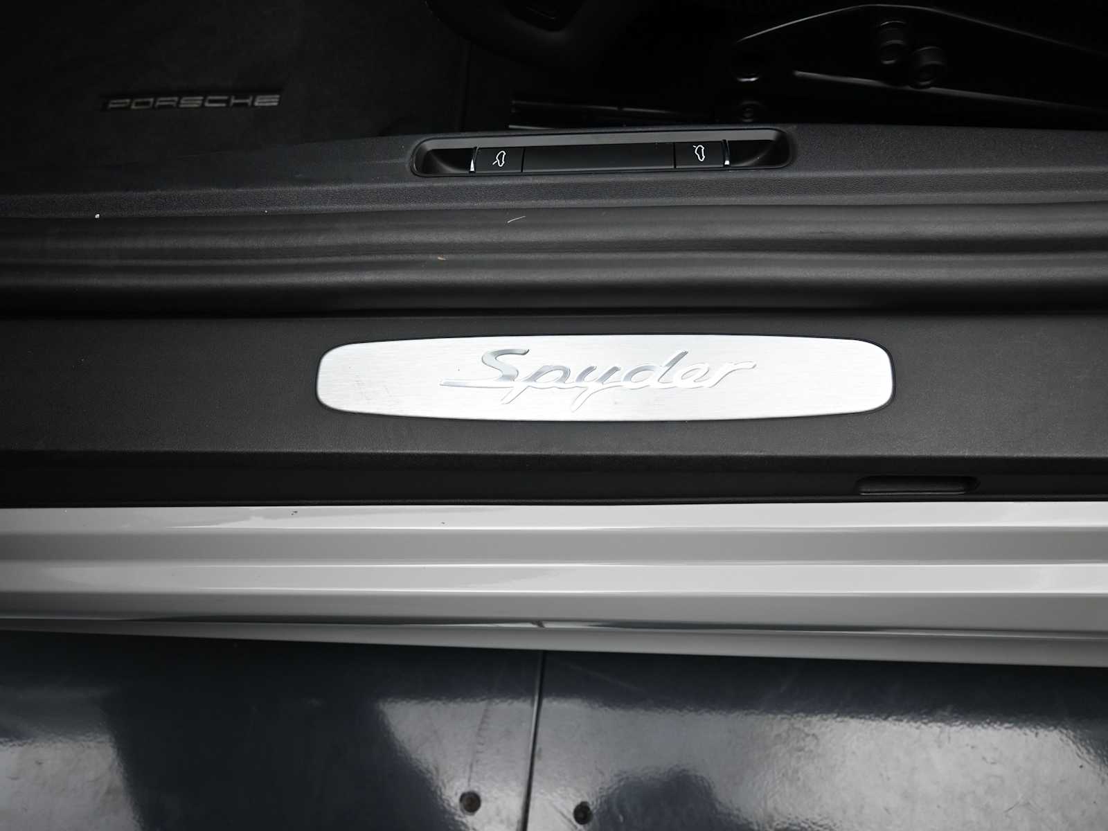 Thumbnail: 2023 Porsche  - 7