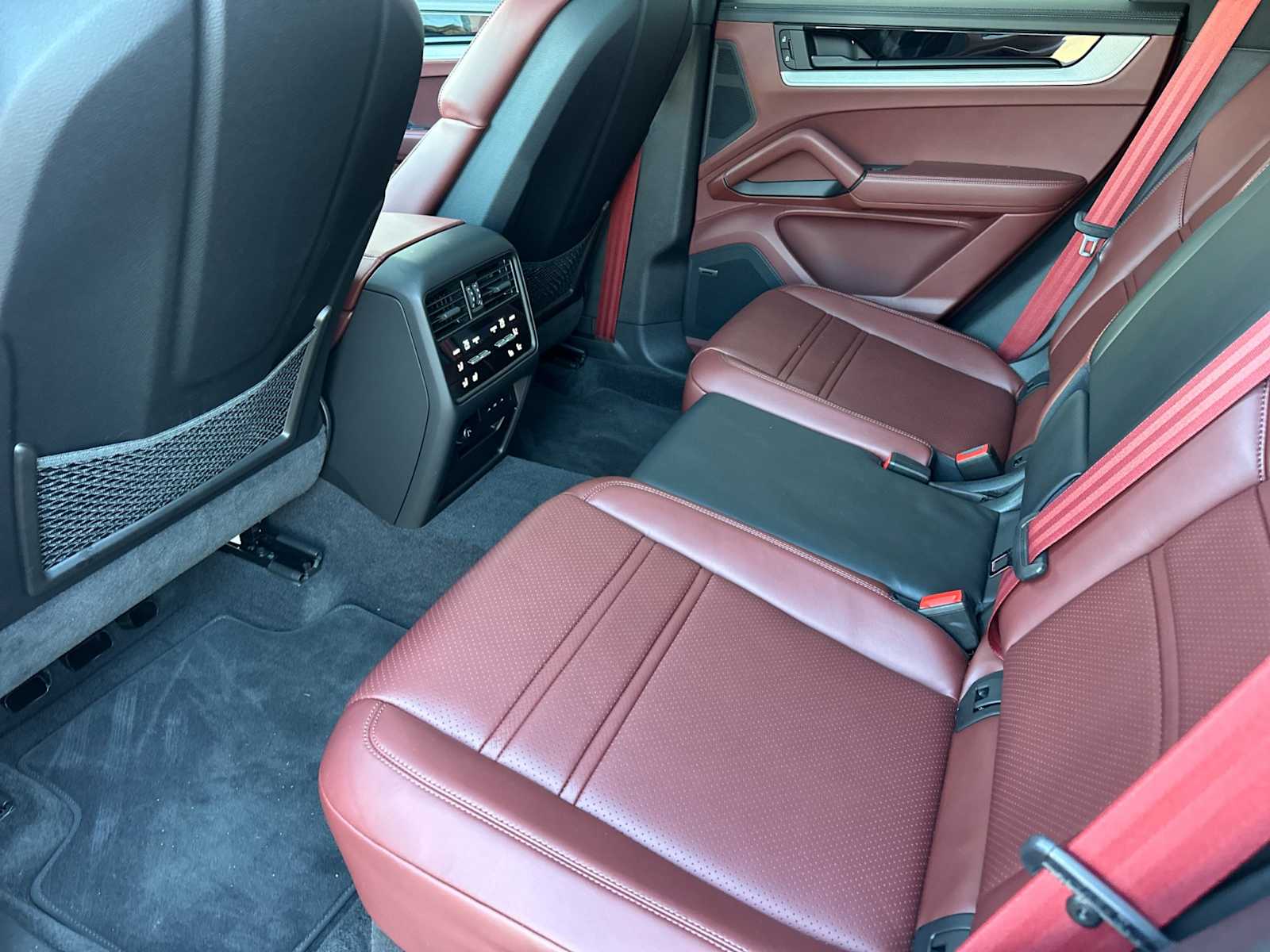 Thumbnail: 2024 Porsche  - 14