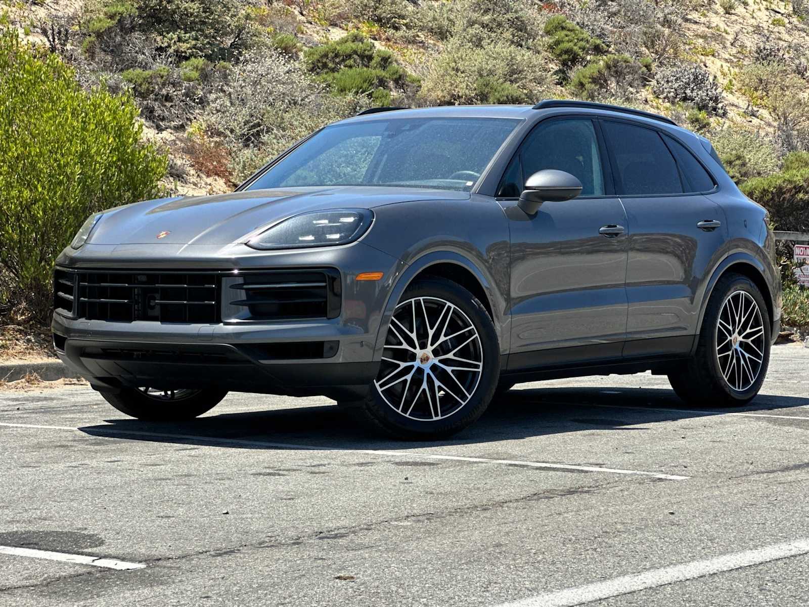 2025 Porsche Cayenne Base
