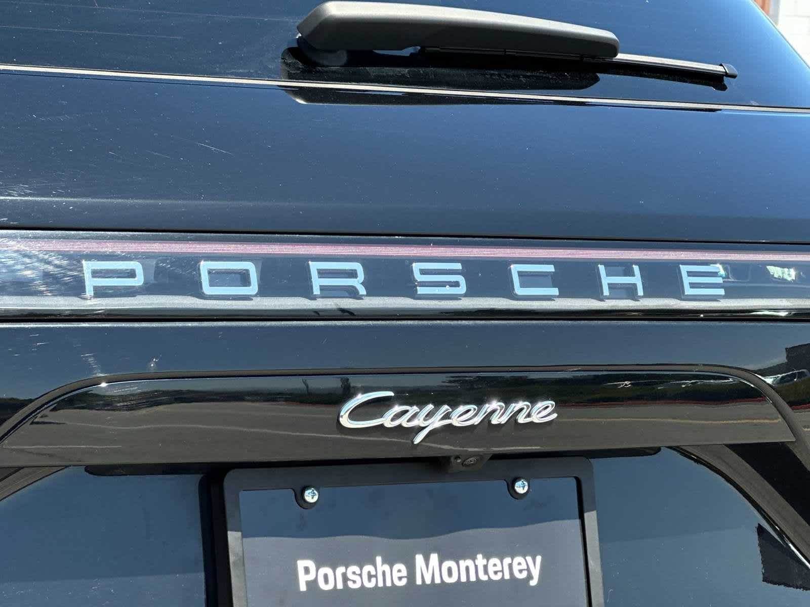 2020 Porsche Cayenne Base 28