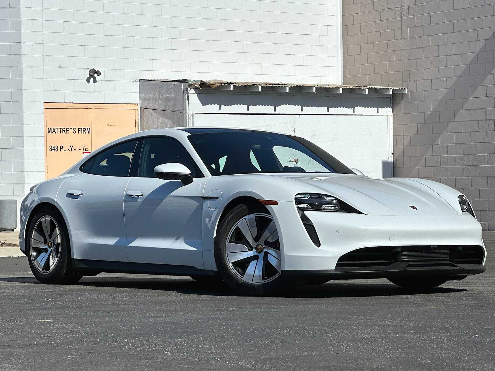 Thumbnail: 2024 Porsche Taycan - 10
