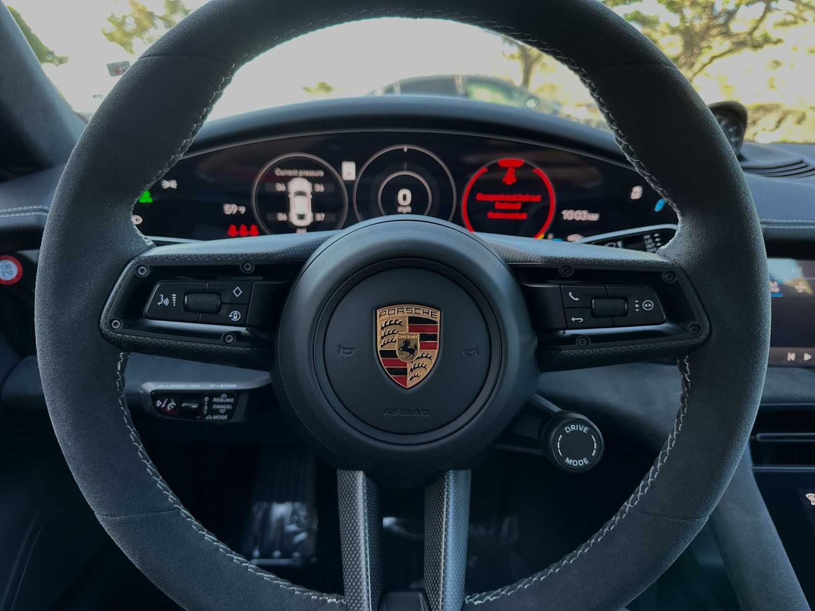 Thumbnail: 2024 Porsche Taycan - 25