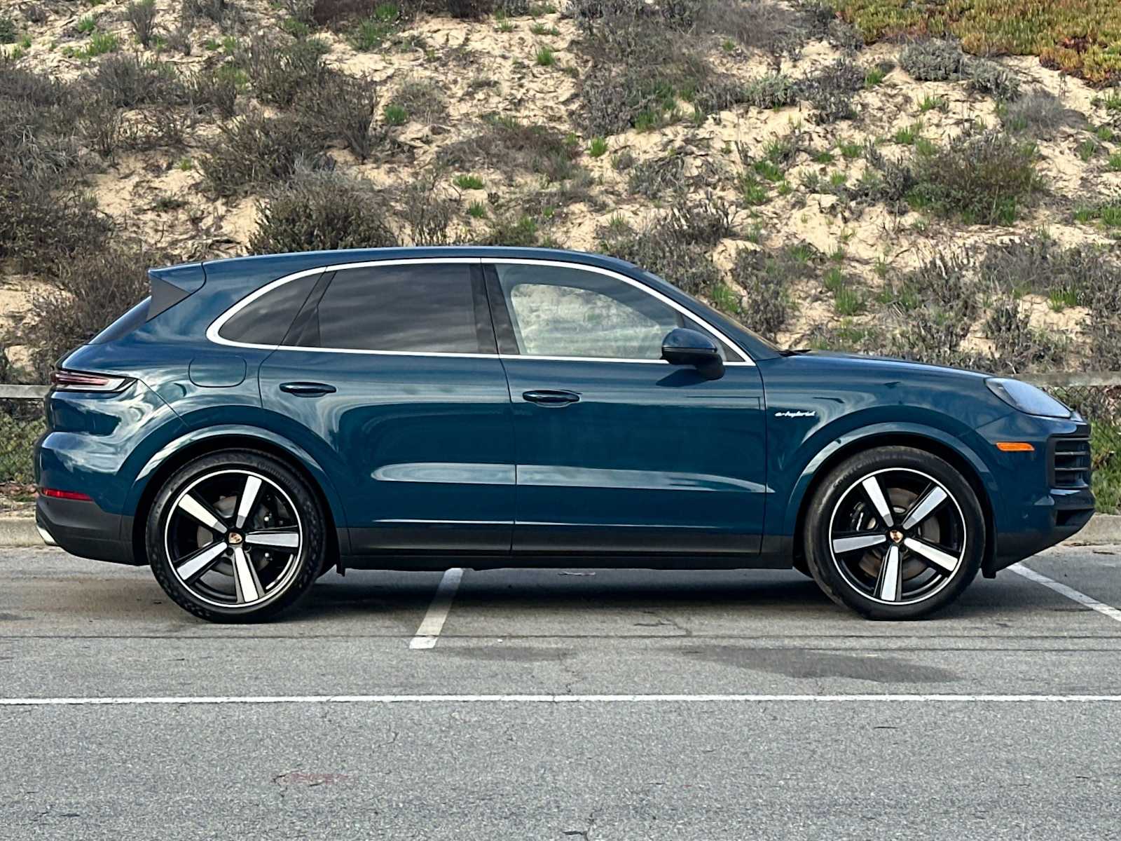 Thumbnail: 2025 Porsche Cayenne - 9