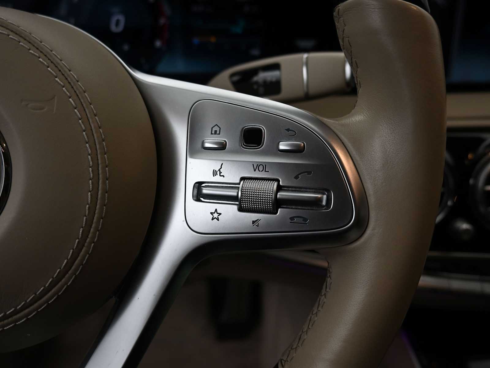 Thumbnail: 2018 Mercedes-Benz S-Class - 11