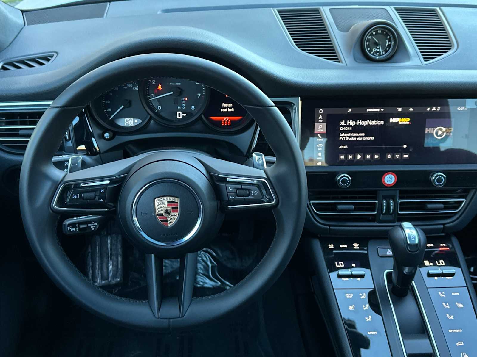 Thumbnail: 2024 Porsche Macan - 15