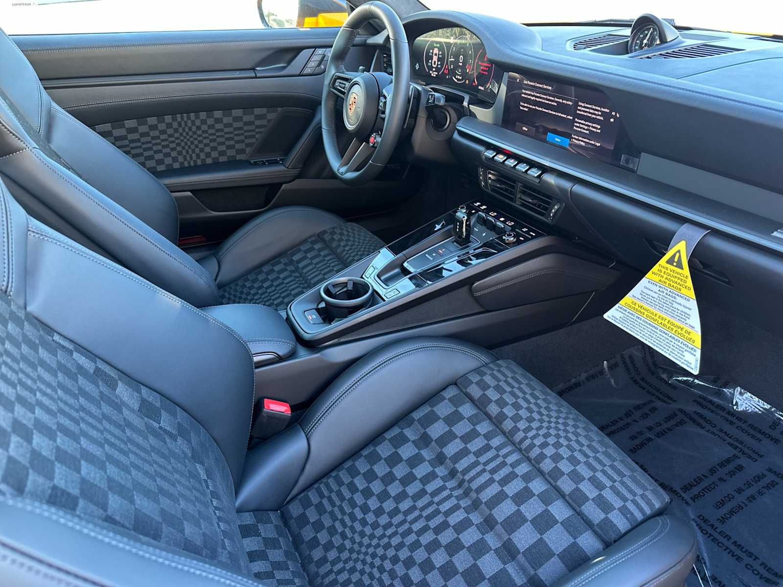 Thumbnail: 2026 Porsche 911 - 16