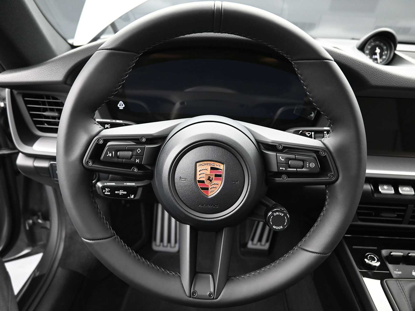 Thumbnail: 2026 Porsche 911 - 8