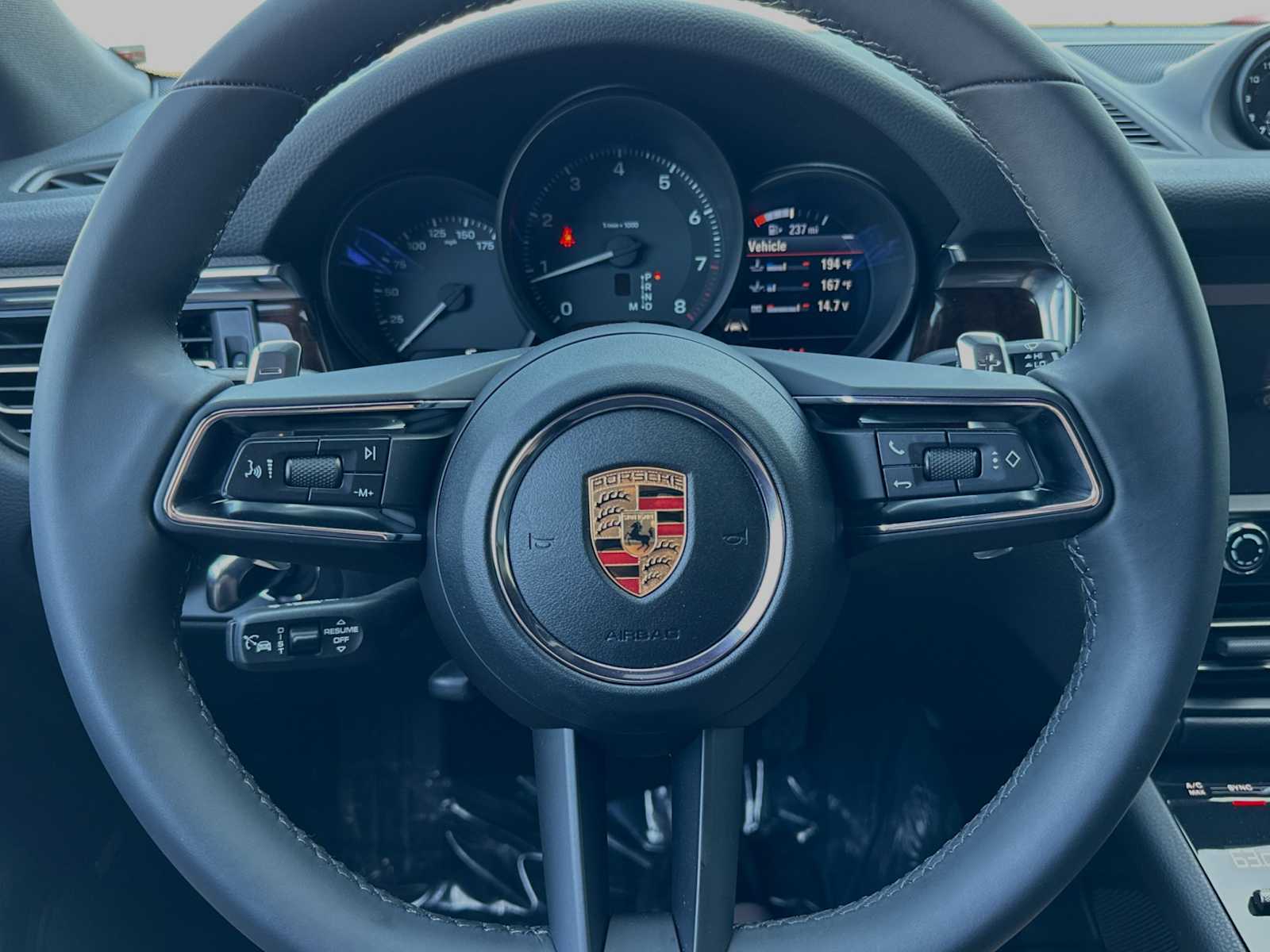 Thumbnail: 2024 Porsche Macan - 23