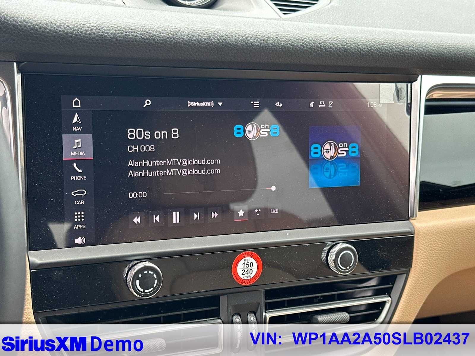 Thumbnail: 2025 Porsche Macan - 27