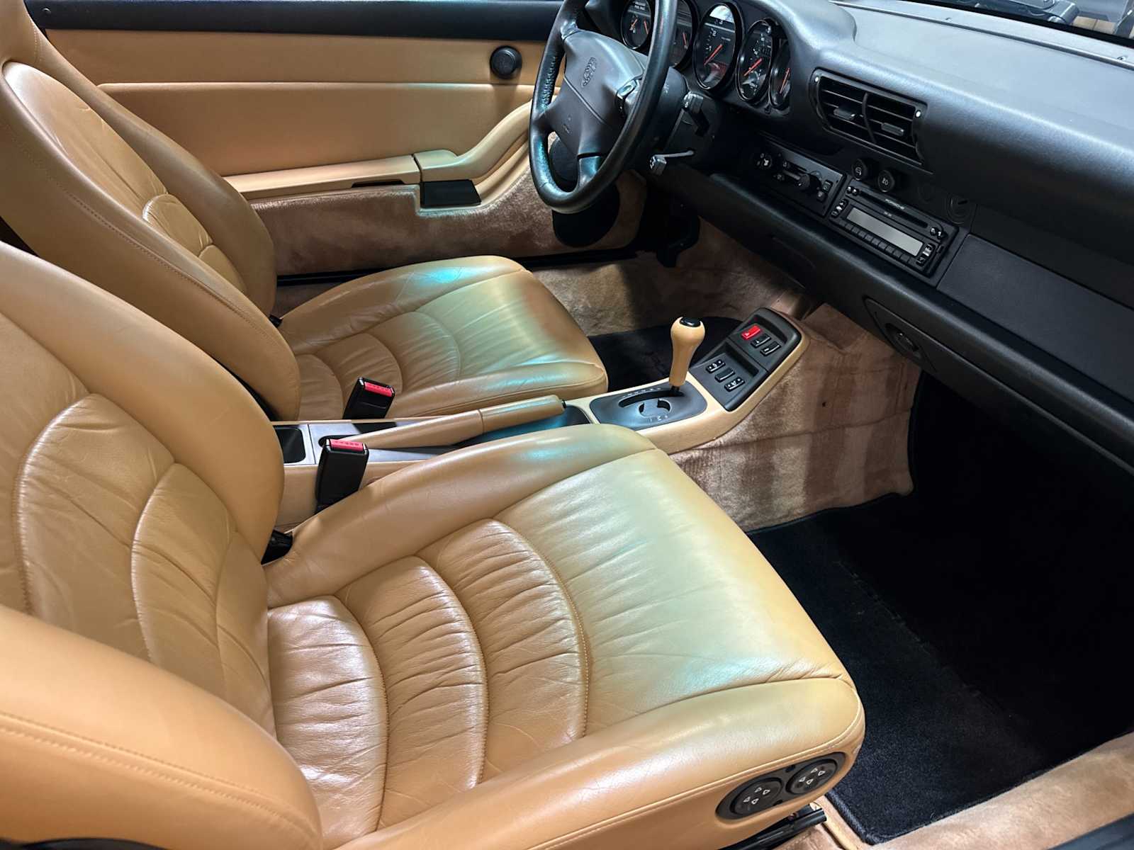 Thumbnail: 1997 Porsche 911 - 16