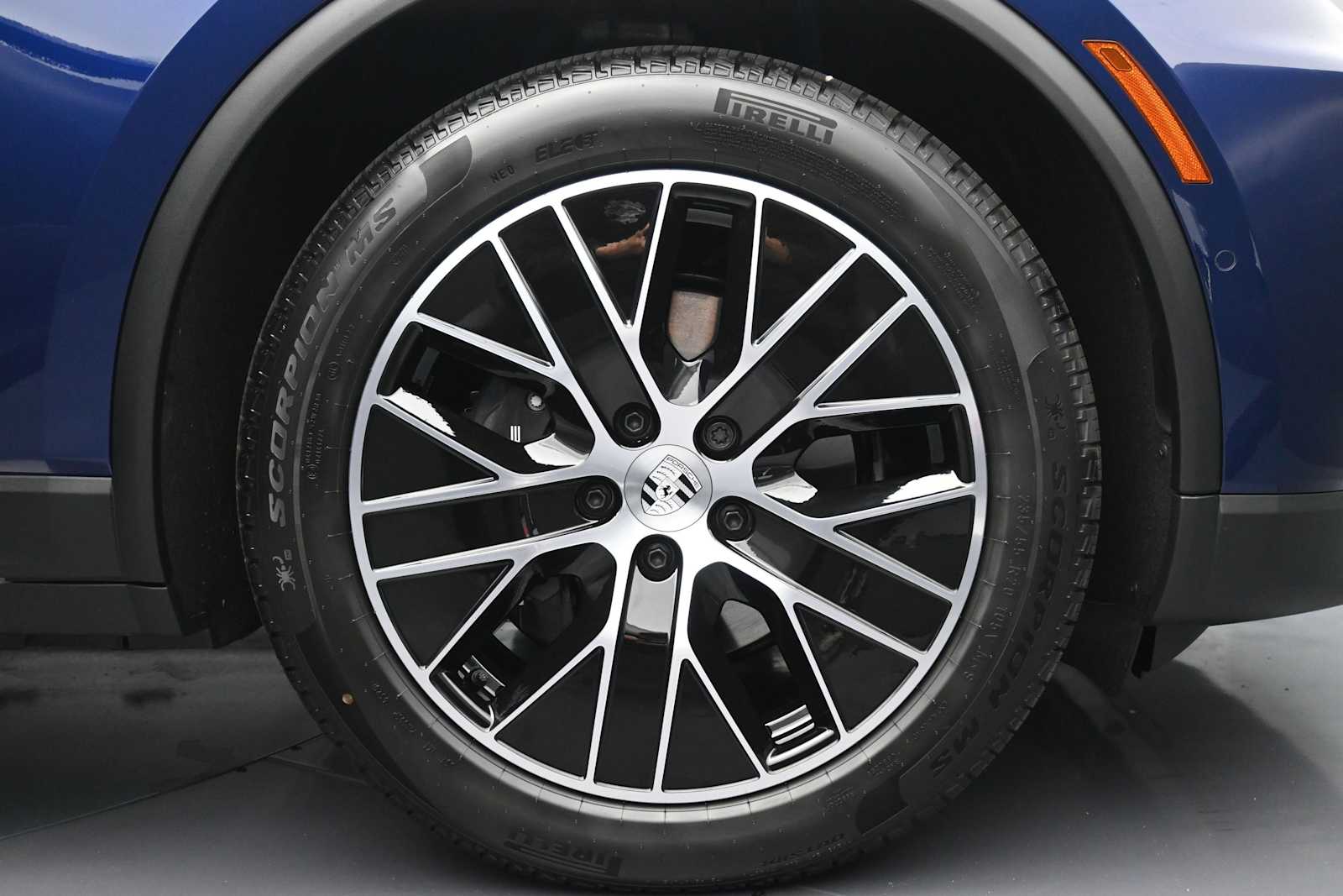 Thumbnail: 2026 Porsche Macan - 22