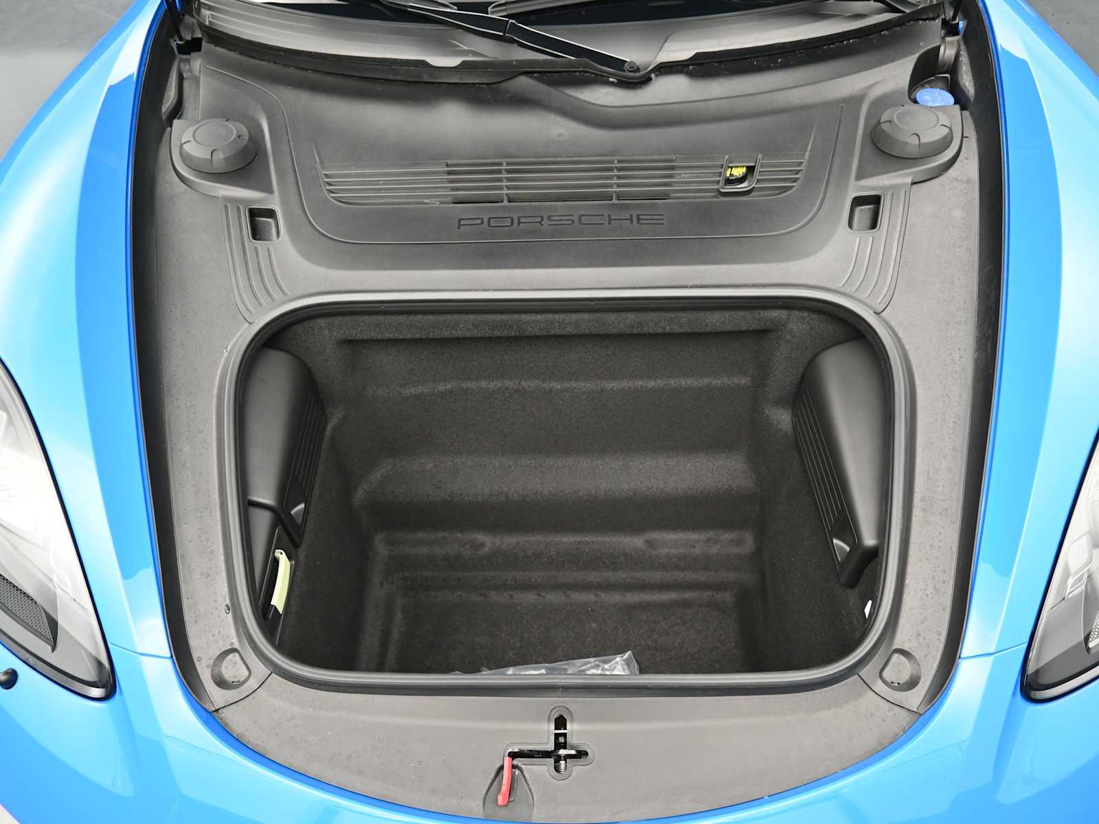 Thumbnail: 2022 Porsche 718 Cayman - 29