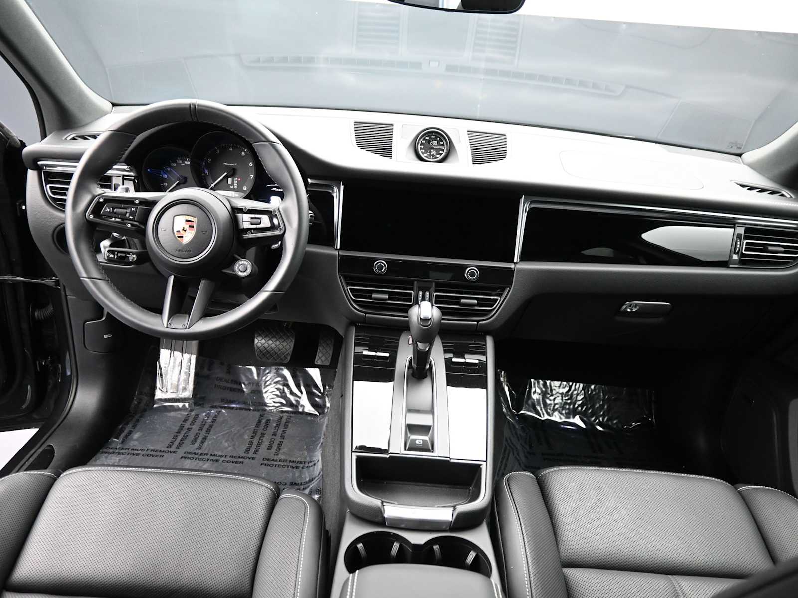 Thumbnail: 2025 Porsche Macan - 9