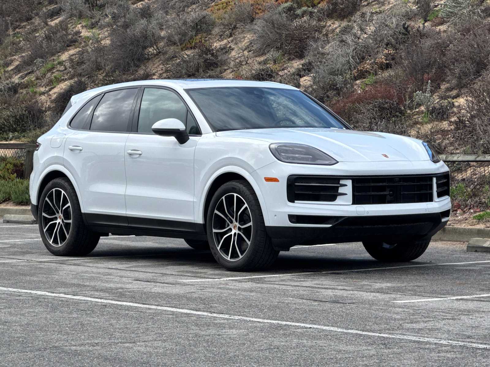 Thumbnail: 2026 Porsche Cayenne - 10