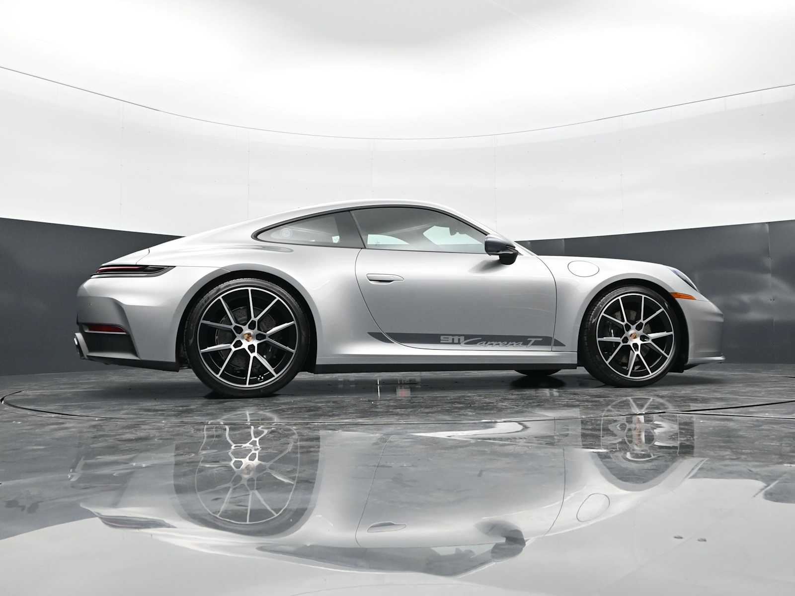 Thumbnail: 2026 Porsche 911 - 45